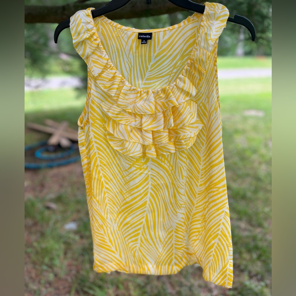 Flowy Sheer Ruffle Tank Women’s Summer Top, sz 8 Pretty Yellow Palm Leaf Print